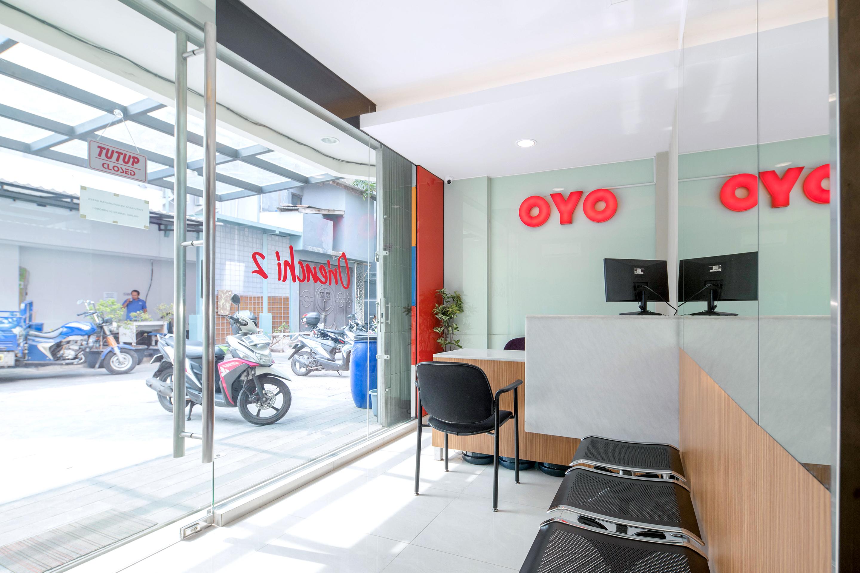 Super Oyo Capital O 1121 Orienchi 2 Hotel Jakarta Exterior foto