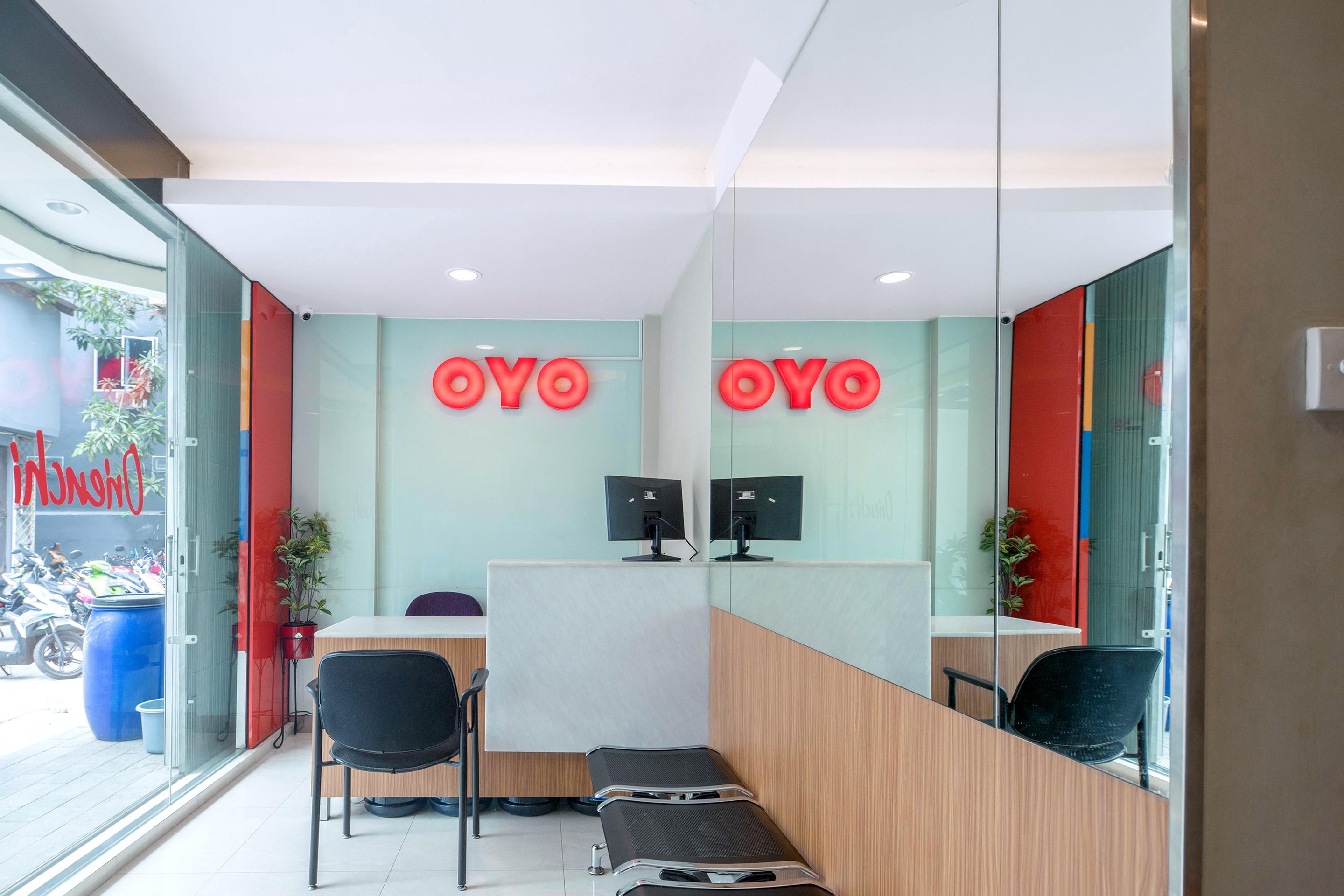 Super Oyo Capital O 1121 Orienchi 2 Hotel Jakarta Exterior foto